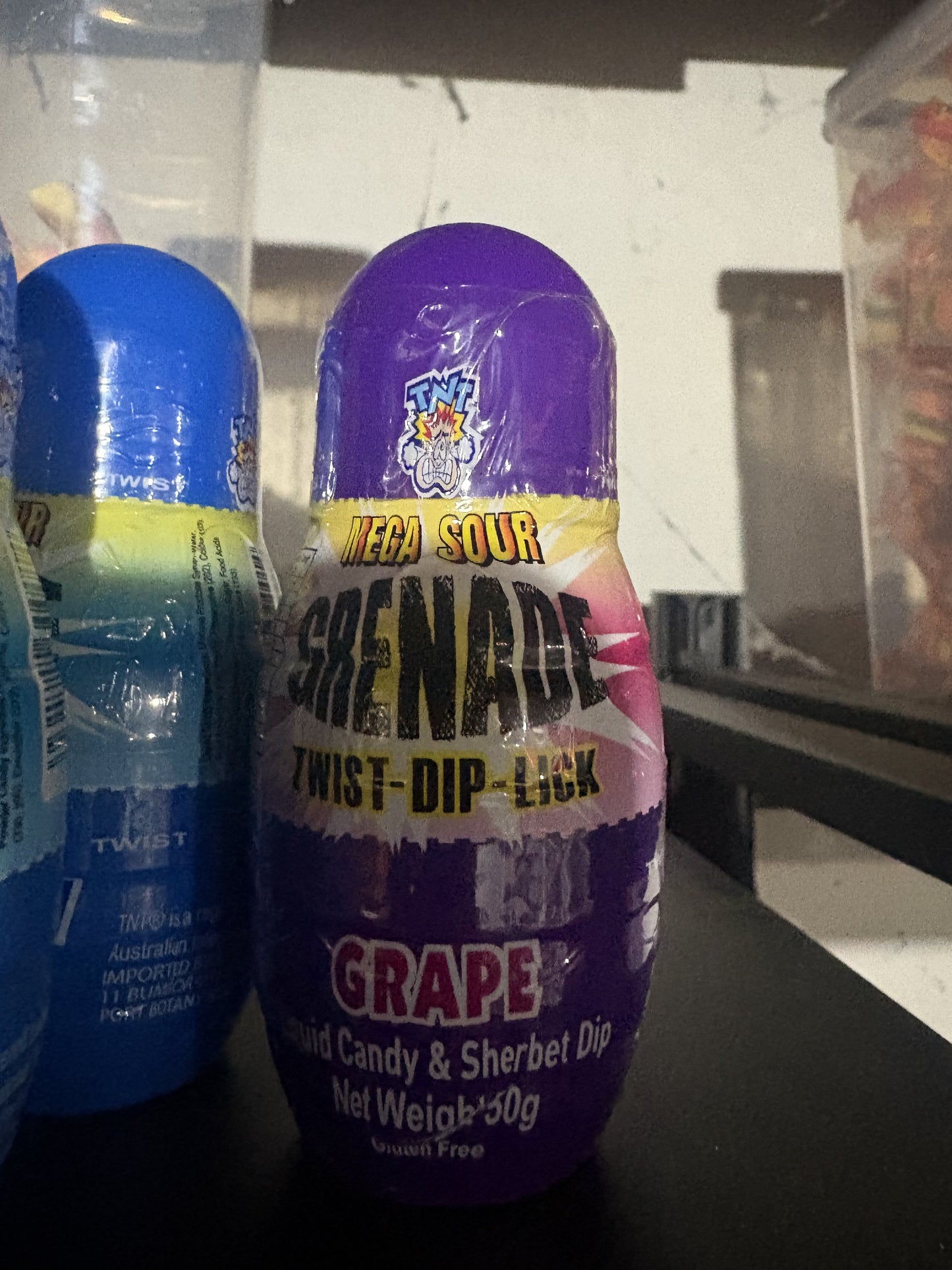 Grenade sour grape